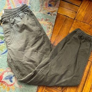 h&m green regular fit joggers size: XS